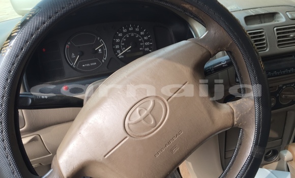 Acheter Occasion Voiture Toyota Corolla Bleu à Ikenne, État d'Ogun