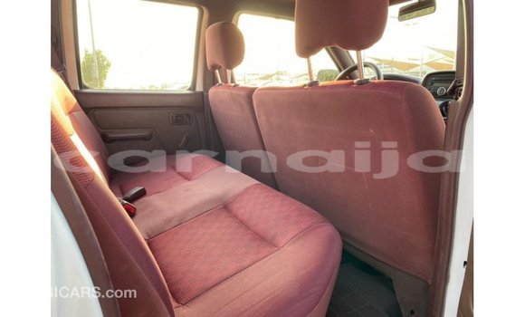 Buy Import Nissan Pickup White Car in Import - Dubai in Abia State Buy Import Nissan Pickup White Car in Import - Dubai in Abia State