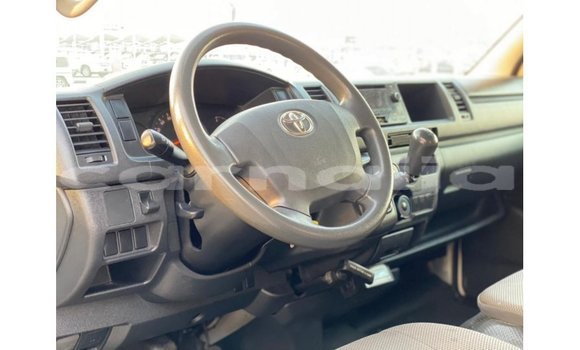 Buy Import Toyota Hiace White Car in Import - Dubai in Abia State Buy Import Toyota Hiace White Car in Import - Dubai in Abia State