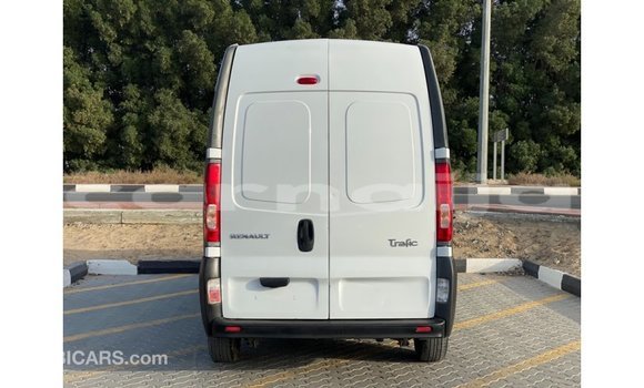 Buy Import Renault 6 White Car in Import - Dubai in Abia State Buy Import Renault 6 White Car in Import - Dubai in Abia State