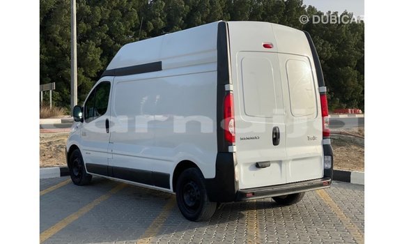 Buy Import Renault 6 White Car in Import - Dubai in Abia State Buy Import Renault 6 White Car in Import - Dubai in Abia State