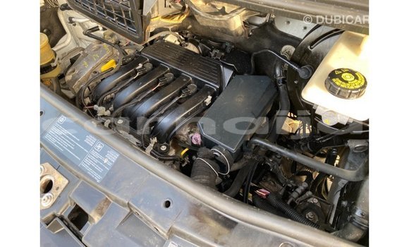 Buy Import Renault 6 White Car in Import - Dubai in Abia State Buy Import Renault 6 White Car in Import - Dubai in Abia State