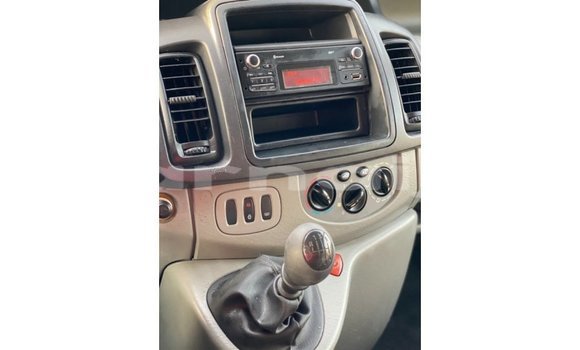 Buy Import Renault 6 White Car in Import - Dubai in Abia State Buy Import Renault 6 White Car in Import - Dubai in Abia State