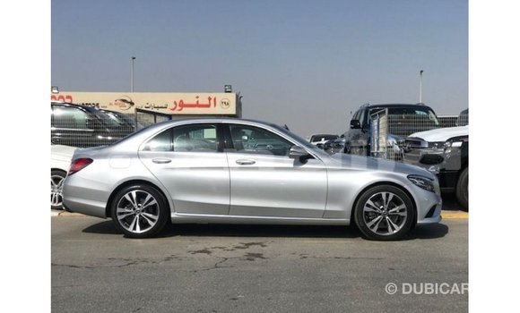 Acheter Import Voiture Mercedes-Benz 200 Autre à Import - Dubai, État d'Abia Acheter Import Voiture Mercedes-Benz 200 Autre à Import - Dubai, État d'Abia