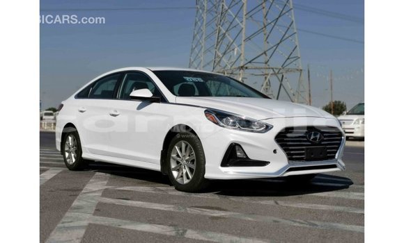 Buy Import Hyundai Sonata White Car in Import - Dubai in Abia State Buy Import Hyundai Sonata White Car in Import - Dubai in Abia State