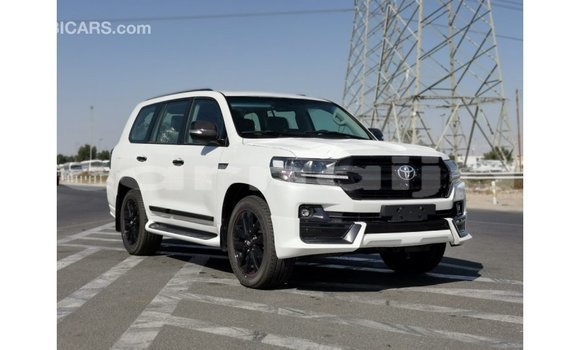 Buy Import Toyota Land Cruiser White Car in Import - Dubai in Abia State Buy Import Toyota Land Cruiser White Car in Import - Dubai in Abia State