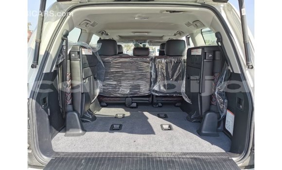 Buy Import Toyota Land Cruiser White Car in Import - Dubai in Abia State Buy Import Toyota Land Cruiser White Car in Import - Dubai in Abia State