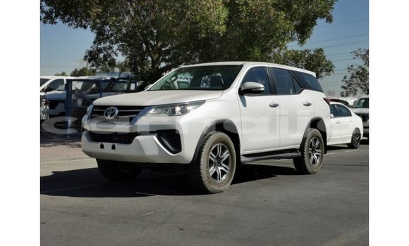 Buy Import Toyota Fortuner White Car in Import - Dubai in Abia State Buy Import Toyota Fortuner White Car in Import - Dubai in Abia State