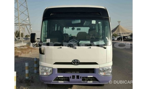 Acheter Import Voiture Toyota Coaster Blanc à Import - Dubai, État d'Abia Acheter Import Voiture Toyota Coaster Blanc à Import - Dubai, État d'Abia