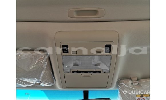 Acheter Import Voiture Toyota Land Cruiser Blanc à Import - Dubai, État d'Abia Acheter Import Voiture Toyota Land Cruiser Blanc à Import - Dubai, État d'Abia