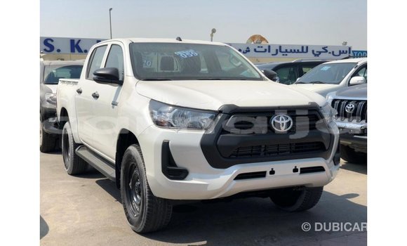Acheter Import Voiture Toyota Hilux Blanc à Import - Dubai, État d'Abia Acheter Import Voiture Toyota Hilux Blanc à Import - Dubai, État d'Abia