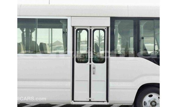 Buy Import Toyota Coaster White Car in Import - Dubai in Abia State Buy Import Toyota Coaster White Car in Import - Dubai in Abia State