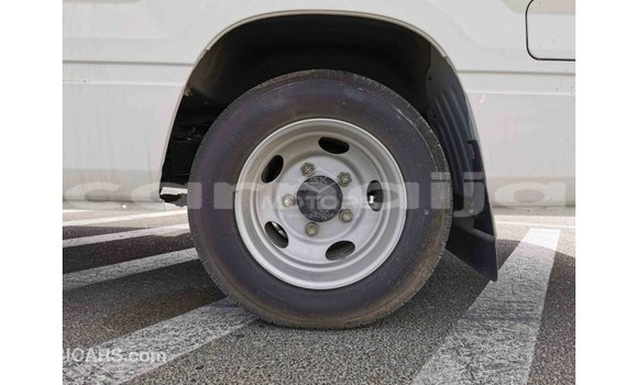 Buy Import Toyota Coaster White Car in Import - Dubai in Abia State Buy Import Toyota Coaster White Car in Import - Dubai in Abia State