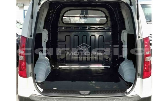 Acheter Import Voiture Hyundai Accent Blanc à Import - Dubai, État d'Abia Acheter Import Voiture Hyundai Accent Blanc à Import - Dubai, État d'Abia