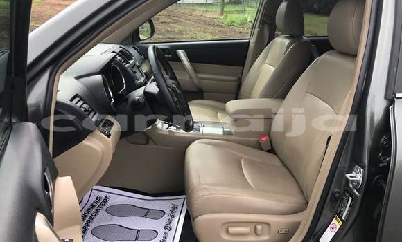 Acheter Import Voiture Toyota Highlander Autre à Ville de Festac, État de Lagos Acheter Import Voiture Toyota Highlander Autre à Ville de Festac, État de Lagos