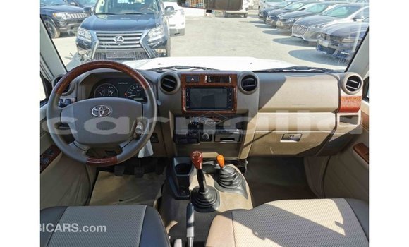 Buy Import Toyota Land Cruiser White Car in Import - Dubai in Abia State Buy Import Toyota Land Cruiser White Car in Import - Dubai in Abia State