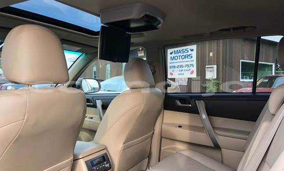 Acheter Import Voiture Toyota Highlander Autre à Enugu–Ezike, État d'Enugu Acheter Import Voiture Toyota Highlander Autre à Enugu–Ezike, État d'Enugu