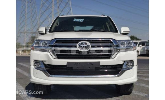 Buy Import Toyota Land Cruiser White Car in Import - Dubai in Abia State Buy Import Toyota Land Cruiser White Car in Import - Dubai in Abia State