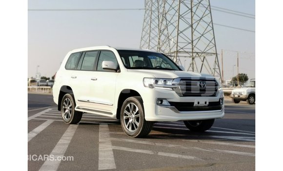 Buy Import Toyota Land Cruiser White Car in Import - Dubai in Abia State Buy Import Toyota Land Cruiser White Car in Import - Dubai in Abia State