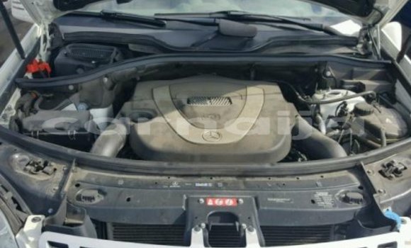 Buy Used Mercedes-Benz ML–Class White Car in Badagri in Lagos