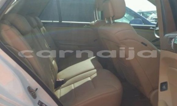 Buy Used Mercedes-Benz ML–Class White Car in Badagri in Lagos Buy Used Mercedes-Benz ML–Class White Car in Badagri in Lagos