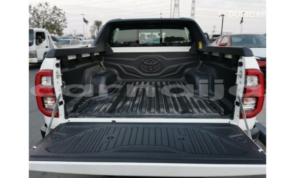 Buy Import Toyota Hilux White Car in Import - Dubai in Abia State Buy Import Toyota Hilux White Car in Import - Dubai in Abia State
