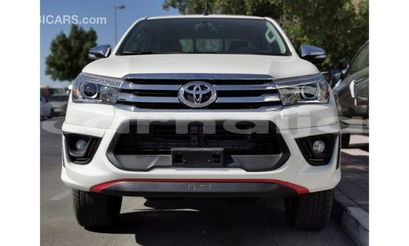 Buy Import Toyota Hilux White Car in Import - Dubai in Abia State Buy Import Toyota Hilux White Car in Import - Dubai in Abia State