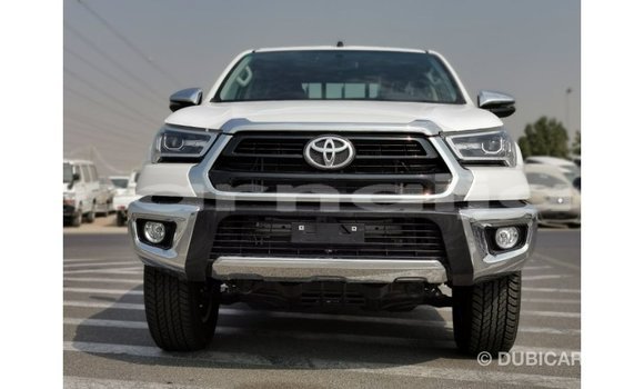 Acheter Import Voiture Toyota Hilux Blanc à Import - Dubai, État d'Abia Acheter Import Voiture Toyota Hilux Blanc à Import - Dubai, État d'Abia