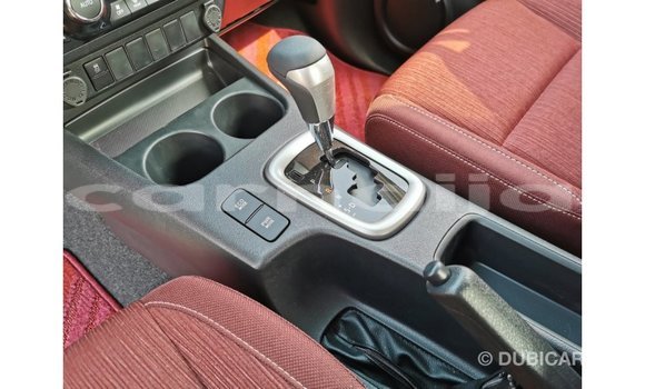 Acheter Import Voiture Toyota Hilux Blanc à Import - Dubai, État d'Abia Acheter Import Voiture Toyota Hilux Blanc à Import - Dubai, État d'Abia