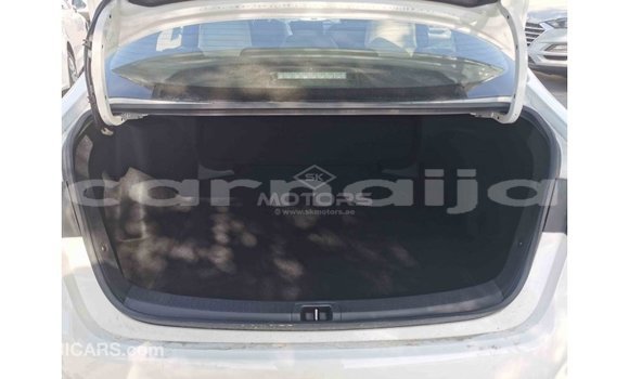 Acheter Import Voiture Toyota Corolla Blanc à Import - Dubai, État d'Abia Acheter Import Voiture Toyota Corolla Blanc à Import - Dubai, État d'Abia