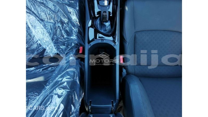 Big with watermark toyota c hr abia state import dubai 14141