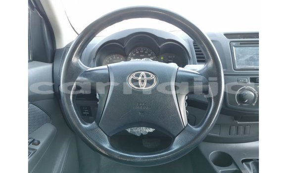 Buy Import Toyota Hilux White Car in Import - Dubai in Abia State Buy Import Toyota Hilux White Car in Import - Dubai in Abia State
