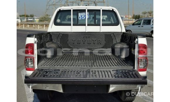 Buy Import Toyota Hilux White Car in Import - Dubai in Abia State Buy Import Toyota Hilux White Car in Import - Dubai in Abia State
