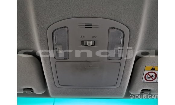 Acheter Import Voiture Toyota Hilux Blanc à Import - Dubai, État d'Abia Acheter Import Voiture Toyota Hilux Blanc à Import - Dubai, État d'Abia