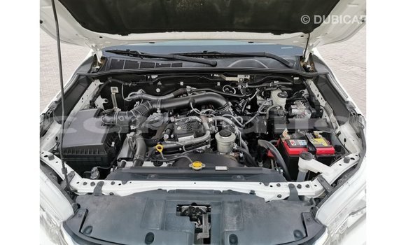 Acheter Import Voiture Toyota Hilux Blanc à Import - Dubai, État d'Abia Acheter Import Voiture Toyota Hilux Blanc à Import - Dubai, État d'Abia