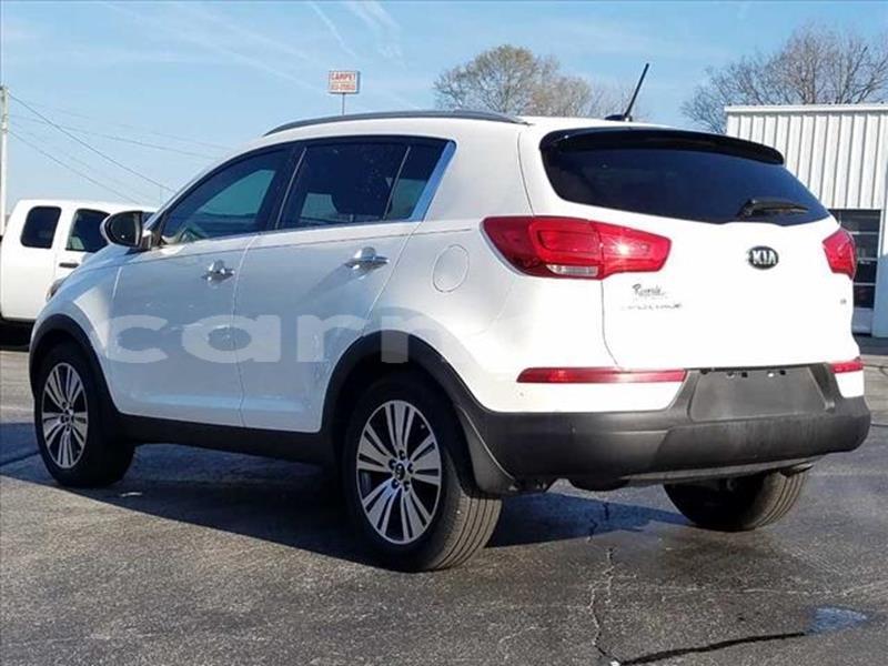 Big with watermark 2016 kia sportage.4