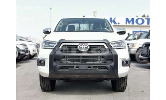 Acheter Import Voiture Toyota Hilux Blanc à Import - Dubai, État d'Abia Acheter Import Voiture Toyota Hilux Blanc à Import - Dubai, État d'Abia