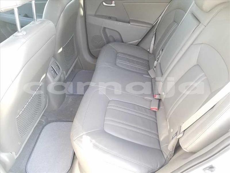 Big with watermark 2016 kia sportage.8