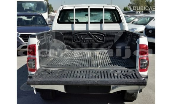 Buy Import Toyota Hilux White Car in Import - Dubai in Abia State Buy Import Toyota Hilux White Car in Import - Dubai in Abia State