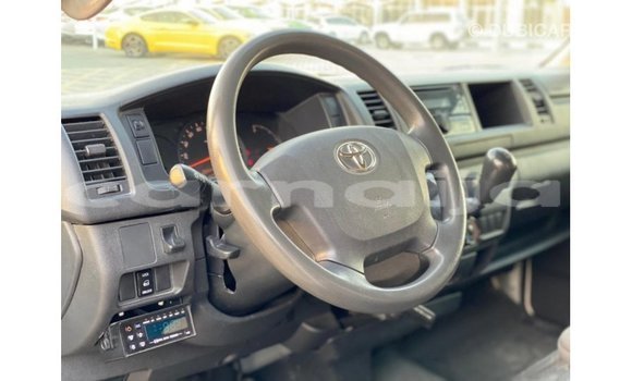 Buy Import Toyota Hiace White Car in Import - Dubai in Abia State Buy Import Toyota Hiace White Car in Import - Dubai in Abia State