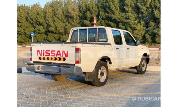 Buy Import Nissan Pickup White Car in Import - Dubai in Abia State Buy Import Nissan Pickup White Car in Import - Dubai in Abia State