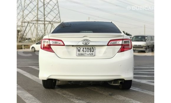 Buy Import Toyota Camry White Car in Import - Dubai in Abia State Buy Import Toyota Camry White Car in Import - Dubai in Abia State