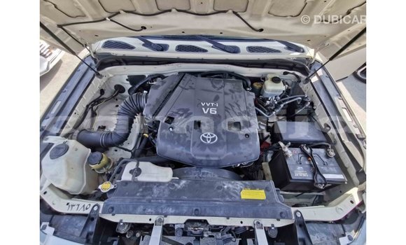 Buy Import Toyota FJ Cruiser Beige Car in Import - Dubai in Abia State Buy Import Toyota FJ Cruiser Beige Car in Import - Dubai in Abia State