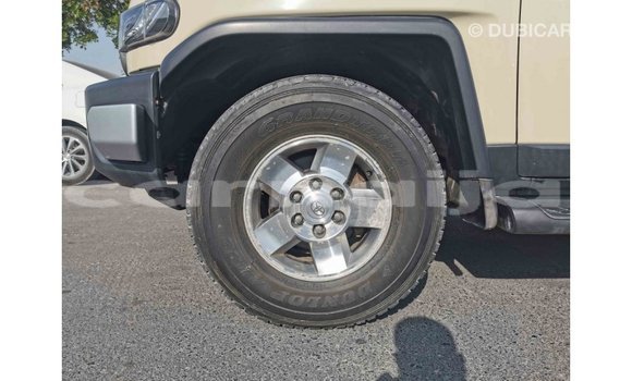 Buy Import Toyota FJ Cruiser Beige Car in Import - Dubai in Abia State Buy Import Toyota FJ Cruiser Beige Car in Import - Dubai in Abia State