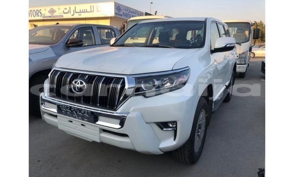 Acheter Import Voiture Toyota Land Cruiser Blanc à Import - Dubai, État d'Abia Acheter Import Voiture Toyota Land Cruiser Blanc à Import - Dubai, État d'Abia