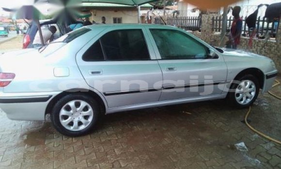 Acheter Occasion Voiture Peugeot 406 Vert à Benin City, Edo Acheter Occasion Voiture Peugeot 406 Vert à Benin City, Edo