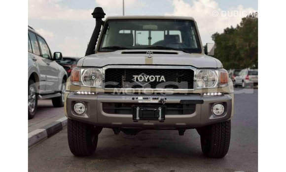 Buy Import Toyota Land Cruiser Beige Car in Import - Dubai in Abia State Buy Import Toyota Land Cruiser Beige Car in Import - Dubai in Abia State