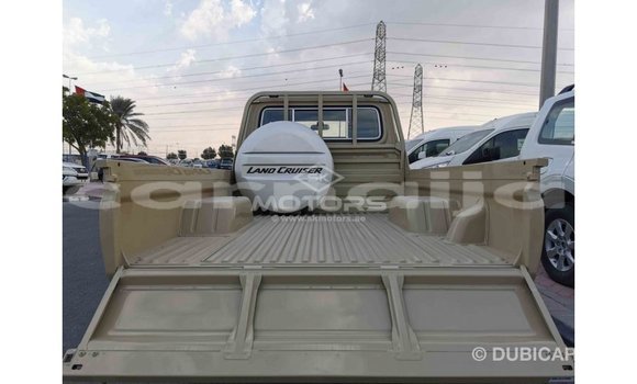 Buy Import Toyota Land Cruiser Beige Car in Import - Dubai in Abia State Buy Import Toyota Land Cruiser Beige Car in Import - Dubai in Abia State