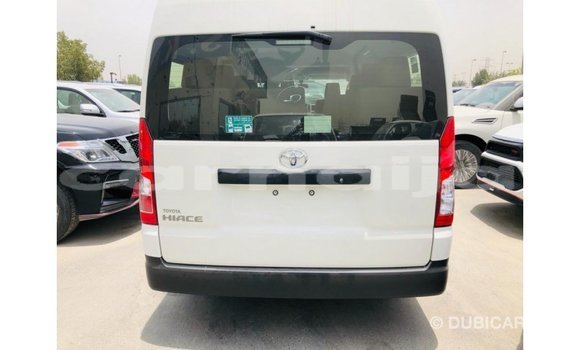 Acheter Import Voiture Toyota Hiace Blanc à Import - Dubai, État d'Abia Acheter Import Voiture Toyota Hiace Blanc à Import - Dubai, État d'Abia