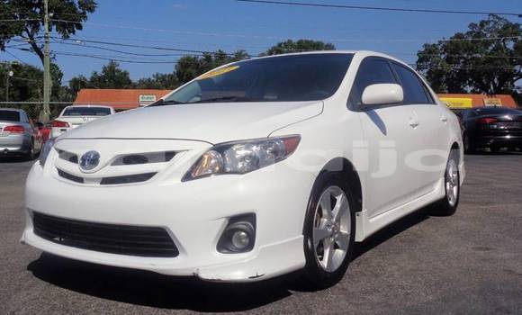 Acheter Import Voiture Toyota Corolla Blanc à Chibok, Borno Acheter Import Voiture Toyota Corolla Blanc à Chibok, Borno